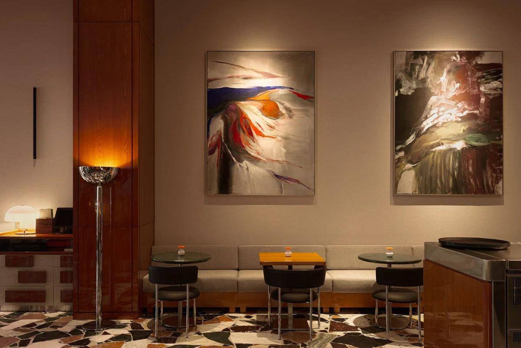 По напиткам все стабильно спешалти кофе, включая фильтр-кофе, латте Сингапур, авторский Бамбл и классический раф По напиткам все стабильно спешалти кофе, включая фильтр-кофе, латте Сингапур, авторский Бамбл и классический раф.jpg