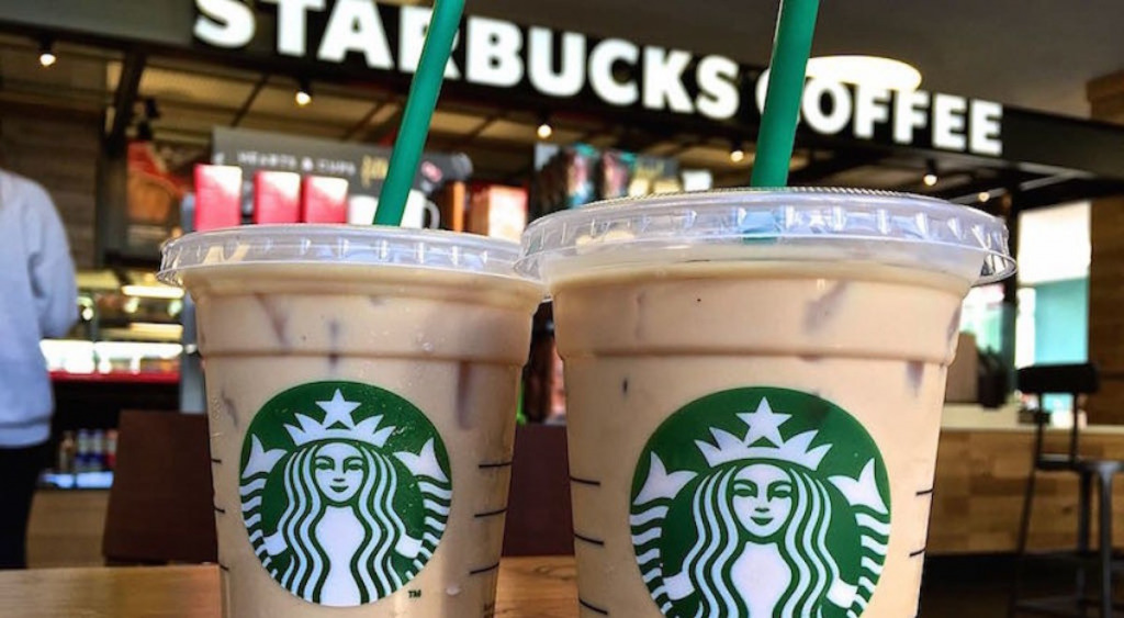 Starbucks возглавил рейтинг самых дорогих ресторанных брендов в мире.jpg