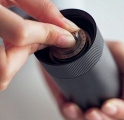 Ручная кофемолка Varia Hand Grinder в Москве , фото 8