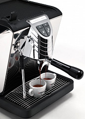 Рожковая кофемашина Nuova Simonelli Oscar II черная, фото 5