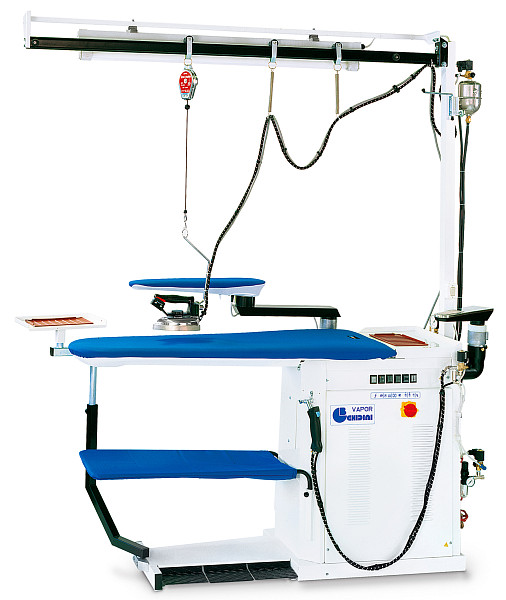 Гладильный стол Ghidini (Италия) VAPOR фото