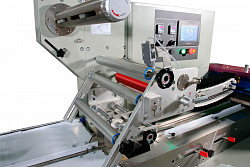 Сервоприводный горизонтальный упаковочный автомат Магикон 350AGDS в Москве , фото 3