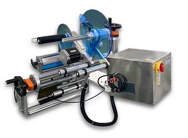 Автоматический встраиваемый этикетировщик Hualian Machinery HL-A600X (нижн. подача, W пленки до 600 мм) фото
