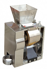 Формующий узел пельменного аппарата Roal Meat QT-100 №13 (ушки в супе, 5х5х5см, 5гр) в Москве , фото 2